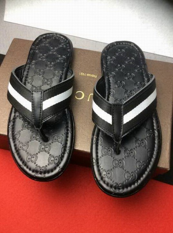 Gucci Men Slippers_097